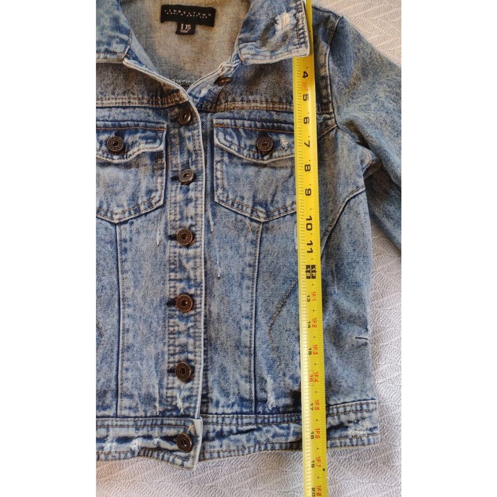 Acid Wash Distressed Denim Jacket XS – Tinseltown Teen Couture Grunge Trucker, - Picture 8 of 9